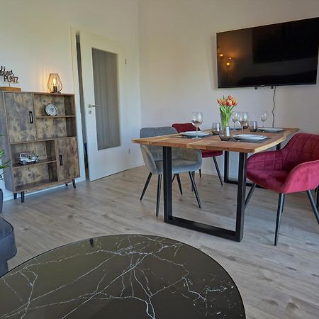 "Hogulu" Brandenburg, Balkon, Neustadt, Kueche, Wassernaehe - Parkplatz Inklusive Leilighet Brandenburg  Rom bilde