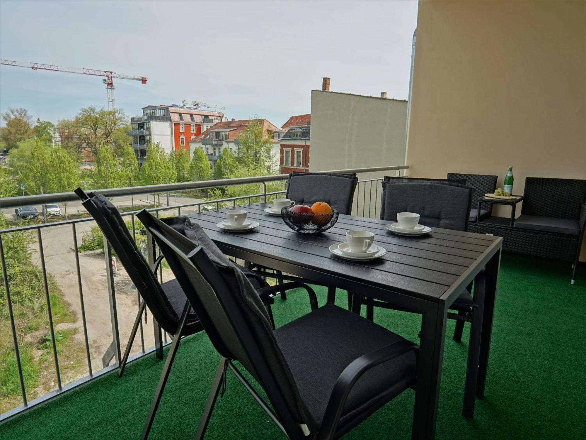 "Hogulu" Brandenburg, Balkon, Neustadt, Kueche, Wassernaehe - Parkplatz Inklusive Leilighet Brandenburg  Rom bilde