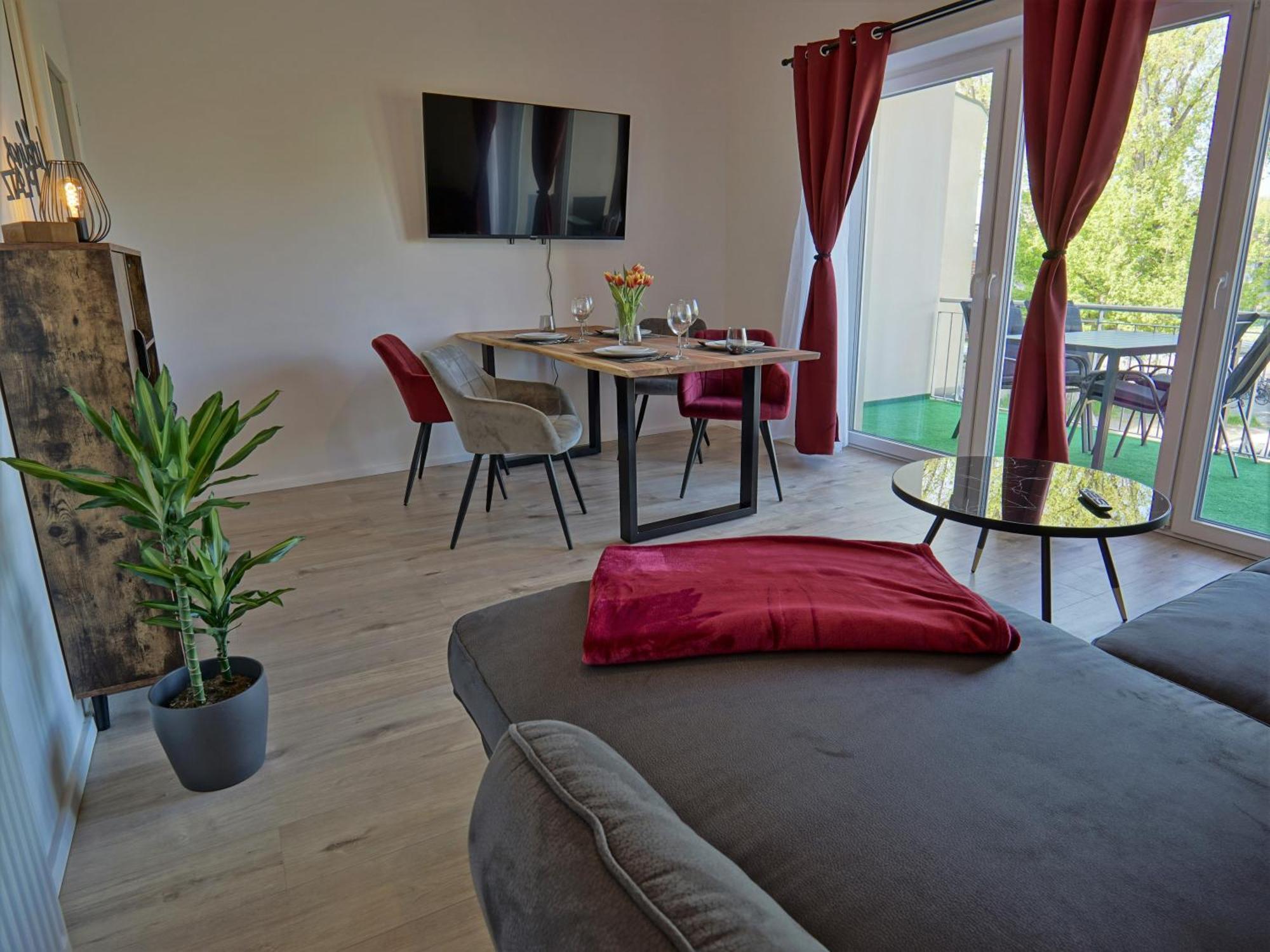 "Hogulu" Brandenburg, Balkon, Neustadt, Kueche, Wassernaehe - Parkplatz Inklusive Leilighet Brandenburg  Rom bilde